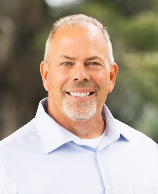 Carter, Charlie- Website Headshot – Charlie Carter, Vice President and Director of Materials Engineering